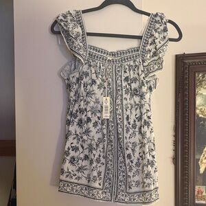 Max Studio London. NWT. Woven Floral Ruffled Shoulder Top - White & Dark Navy